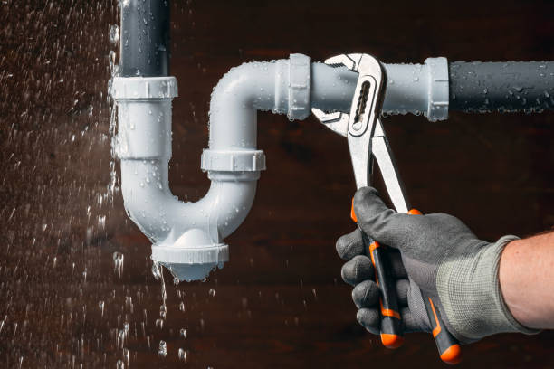 Professional Leak Detection technician working in Bovina Center, NY